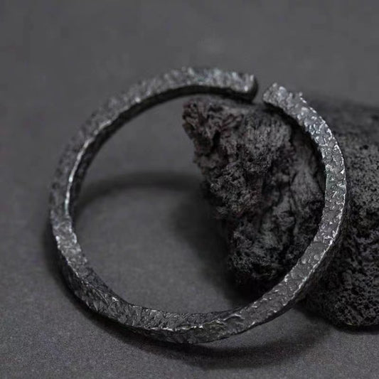 Aura Craft Möbius Ring Alloy Open Bracelet 1