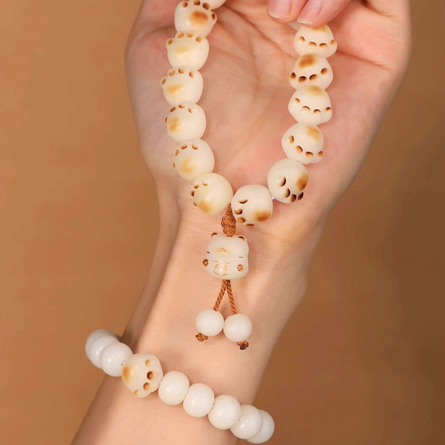 Aura Craft Lucky Cat's Paw Bodhi Root Bracelet 12