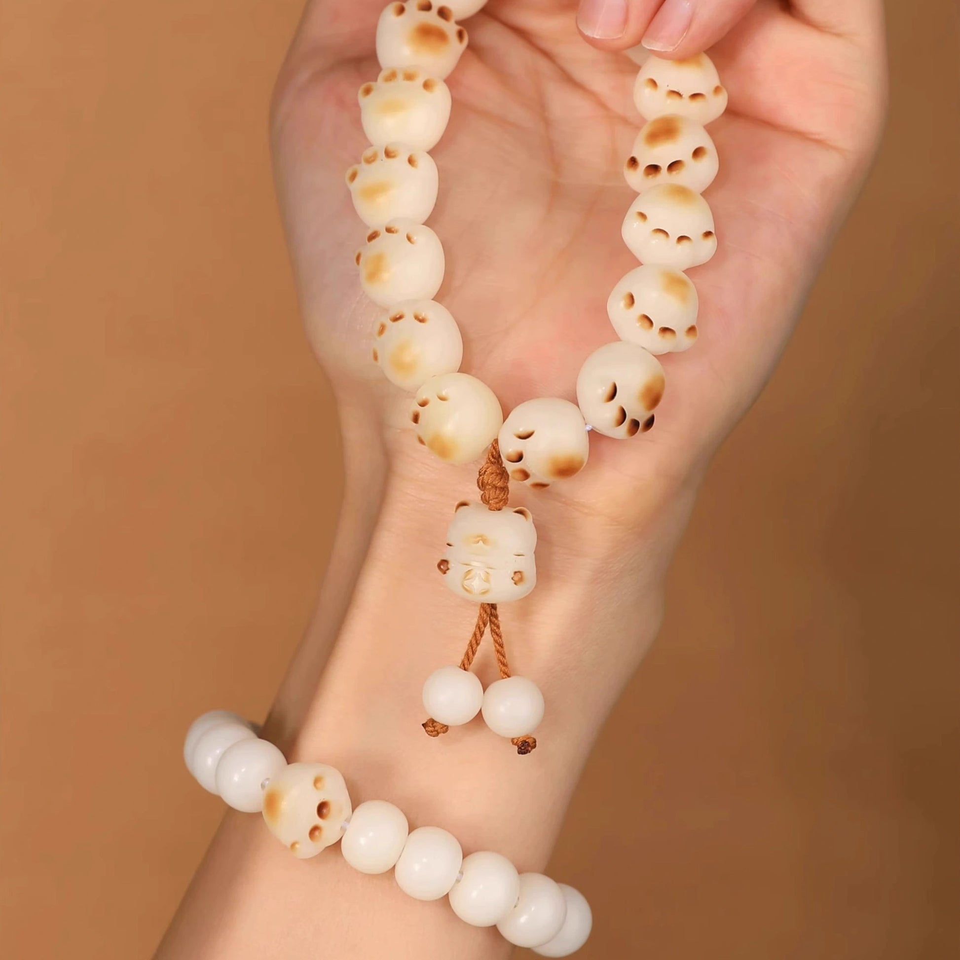 Aura Craft Lucky Cat's Paw Bodhi Root Bracelet 12